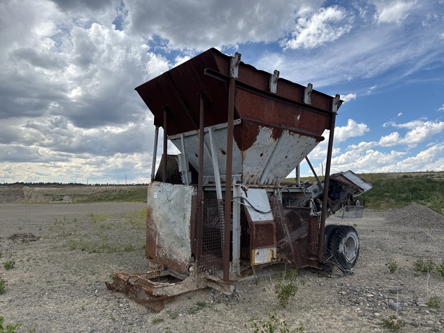 8 ft x 10 ft Aggregate Hopper