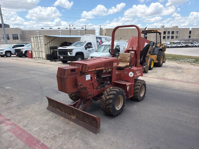 2002 Ditch Witch 3700DD 4x4 Rock Saw
