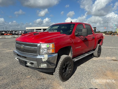 2011 Chevrolet Silverado 1500 4x4 Crew Cab Pickup