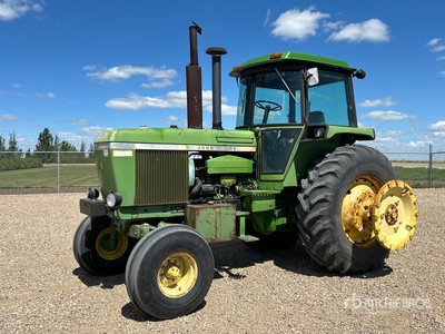 John Deere 4630 Tracteur agricole 2WD