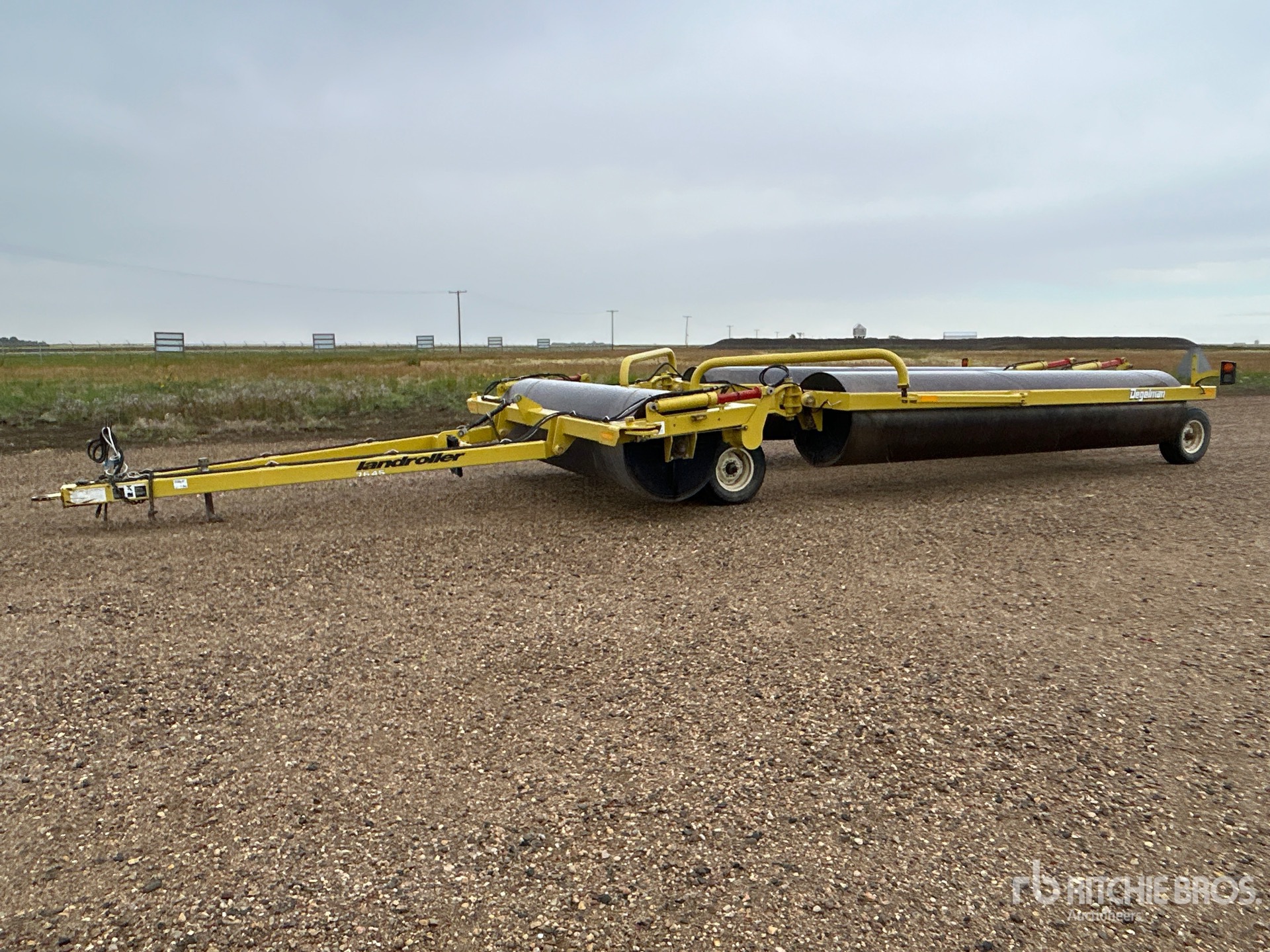 2004 Degelman LR7645 45 ft Land Roller