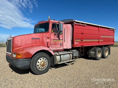 1997 International 9200 6x4 Camión de granos