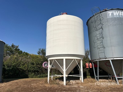 Meridian +/- 2000 bu Smooth Wall Hopper Trémie à grains