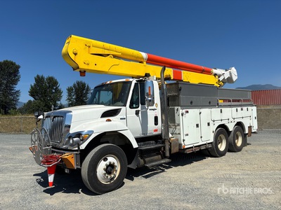 Altec AA55E 55 ft on 2009 International 7500 6x4 Bucket Truck