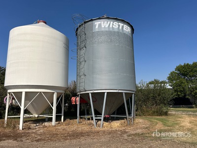 Twister 14H +/- 2200 bu 5 Ring Hopper Trémie à grains