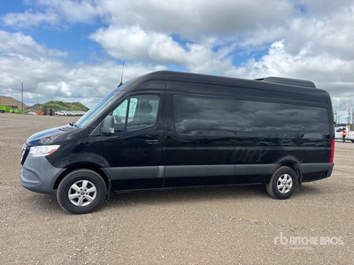 2019 Mercedes-Benz Sprinter 3500 14 Fourgonnette de passagers