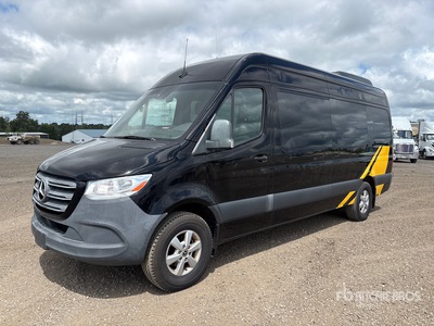 2019 Mercedes-Benz Sprinter 3500 14 Fourgonnette de passagers