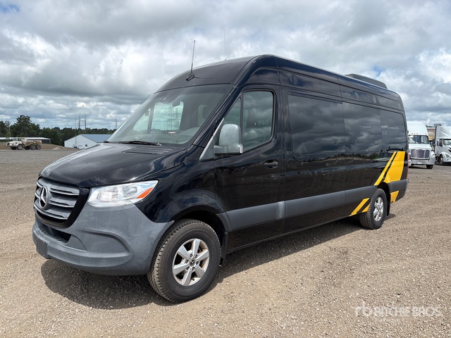 WDZBF1CD9KT001113 Mercedes-Benz Sprinter 3500 Photo 1