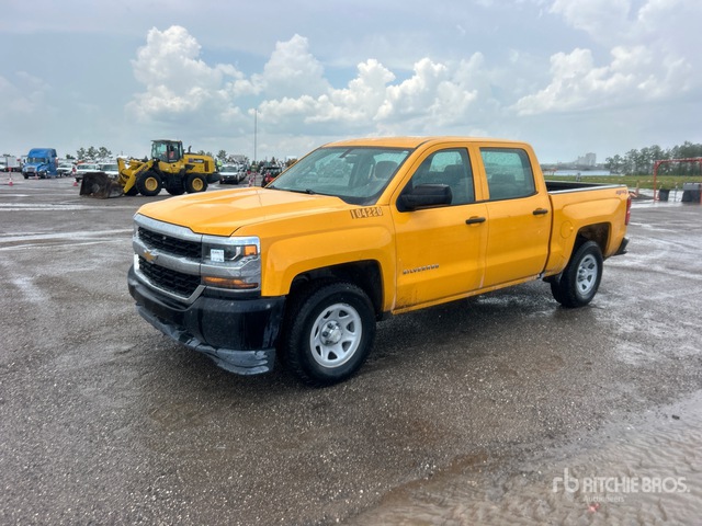 2018 Chevrolet Silverado 1500 4x4 Crew Cab Pickup