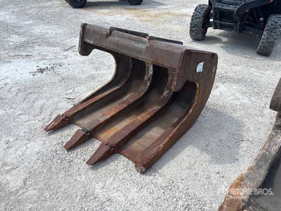 Gradall 40 in Digging Slab Benna