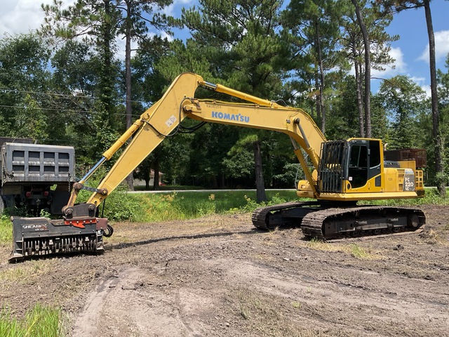 2008 Komatsu PC220LC-8 Tracked Excavator w/Mulcher & Power Pack