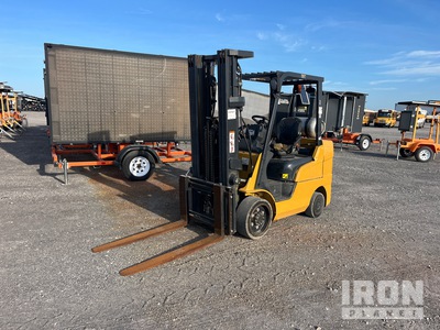Cat 2C6000 5150 lb Cushion Tire Forklift