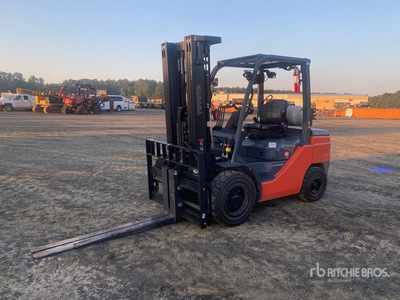 2025 Toyota 50-8FGU32 1000 lb Cushion Tire Chariot Élévateur