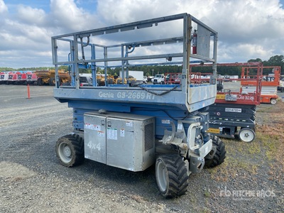 2015 Genie GS2669RT 4x4 Diesel Piattaforma aerea verticale
