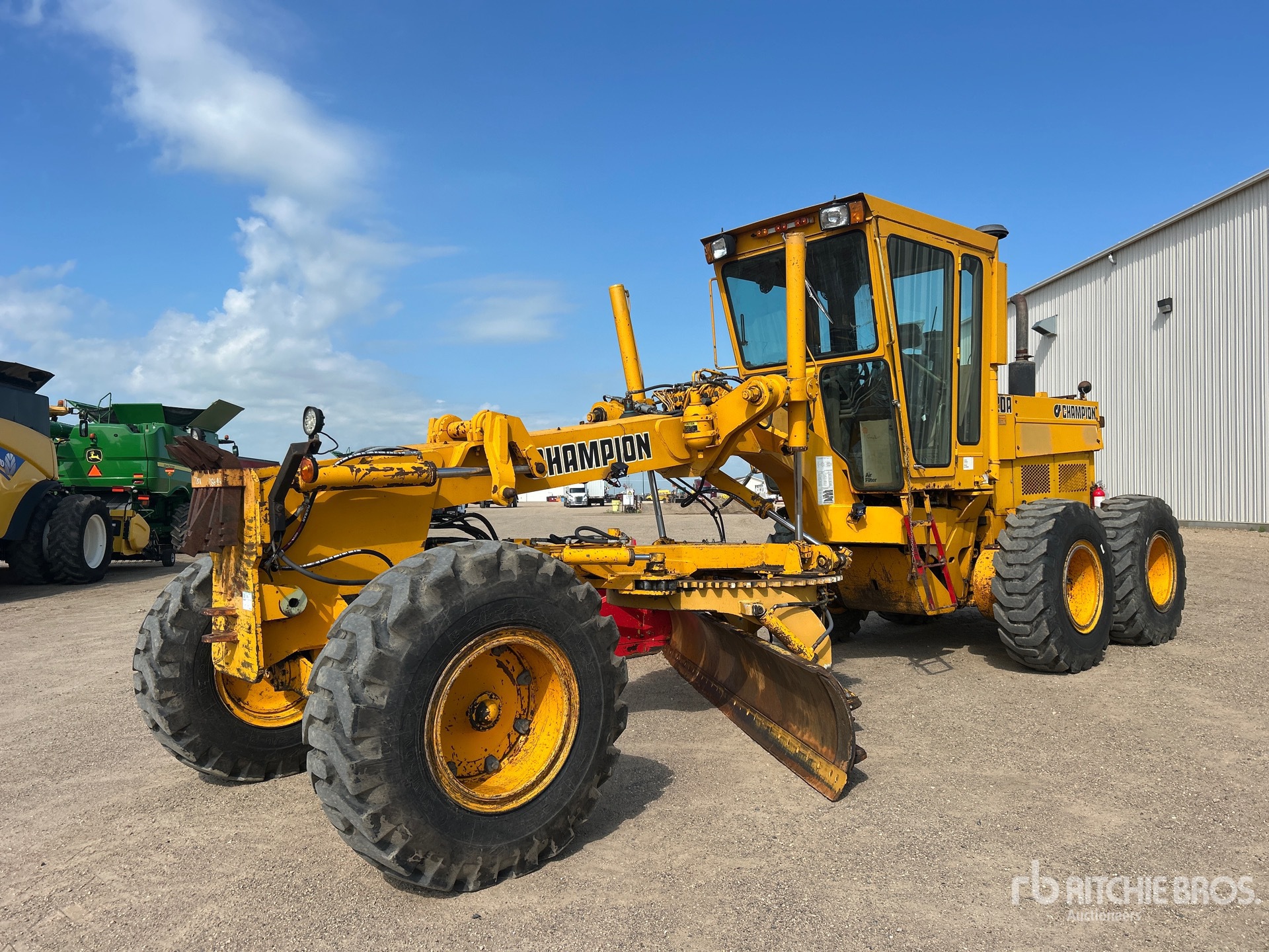 1986 Champion 720A Motor Grader
