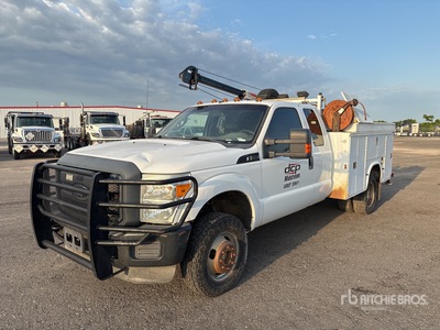 2012 Ford F-350 XL 4x4 Extended Cab Service Truck