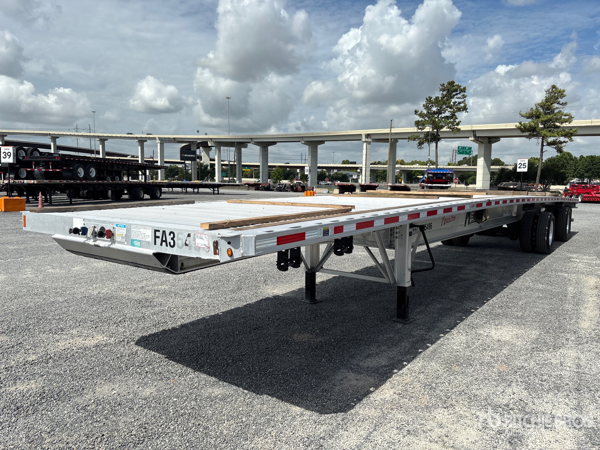 2019 Fontaine HCR5222WSA 80000 lb 53 ft T/A Flatbed Trailer