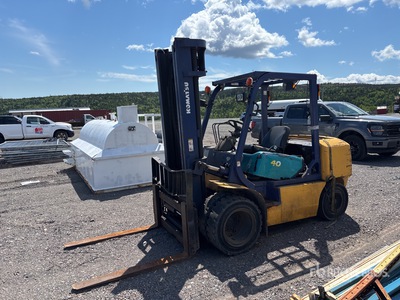 2001 Komatsu FG40ZT-7 Cushion Tire Forklift (Inoperable)