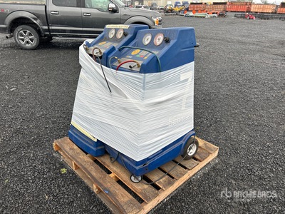 Quantity of (2) Yellow Jacket Electric Refrigerant Recovery/Recharge System Varios, tienda, almacen, consumidor