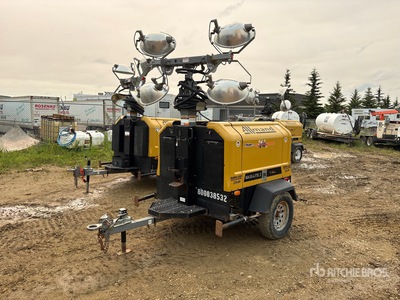 2014 Allmand Maxi-Lite II 1250 W を見 Light Tower