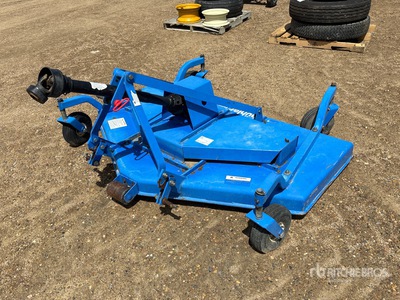 Buhler/Farm King 6 ft 3-Point Hitch Tondeuse de Finition