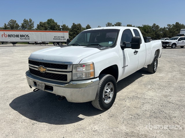2013 Chevrolet Silverado 2500HD 4x2 Extended Cab Pickup