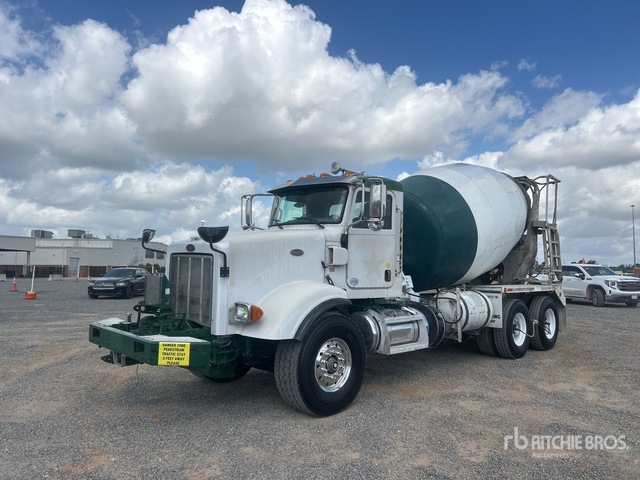 2016 Peterbilt 365 6x4 Mixer Truck