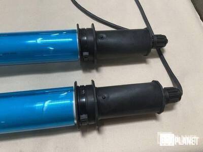 LOT 0F 80 -Jameson 31-502BHS Tent Light Sets ( 40 SETS IN CARRY BAG) SHIP DIMS: 42X48X48 520LBS