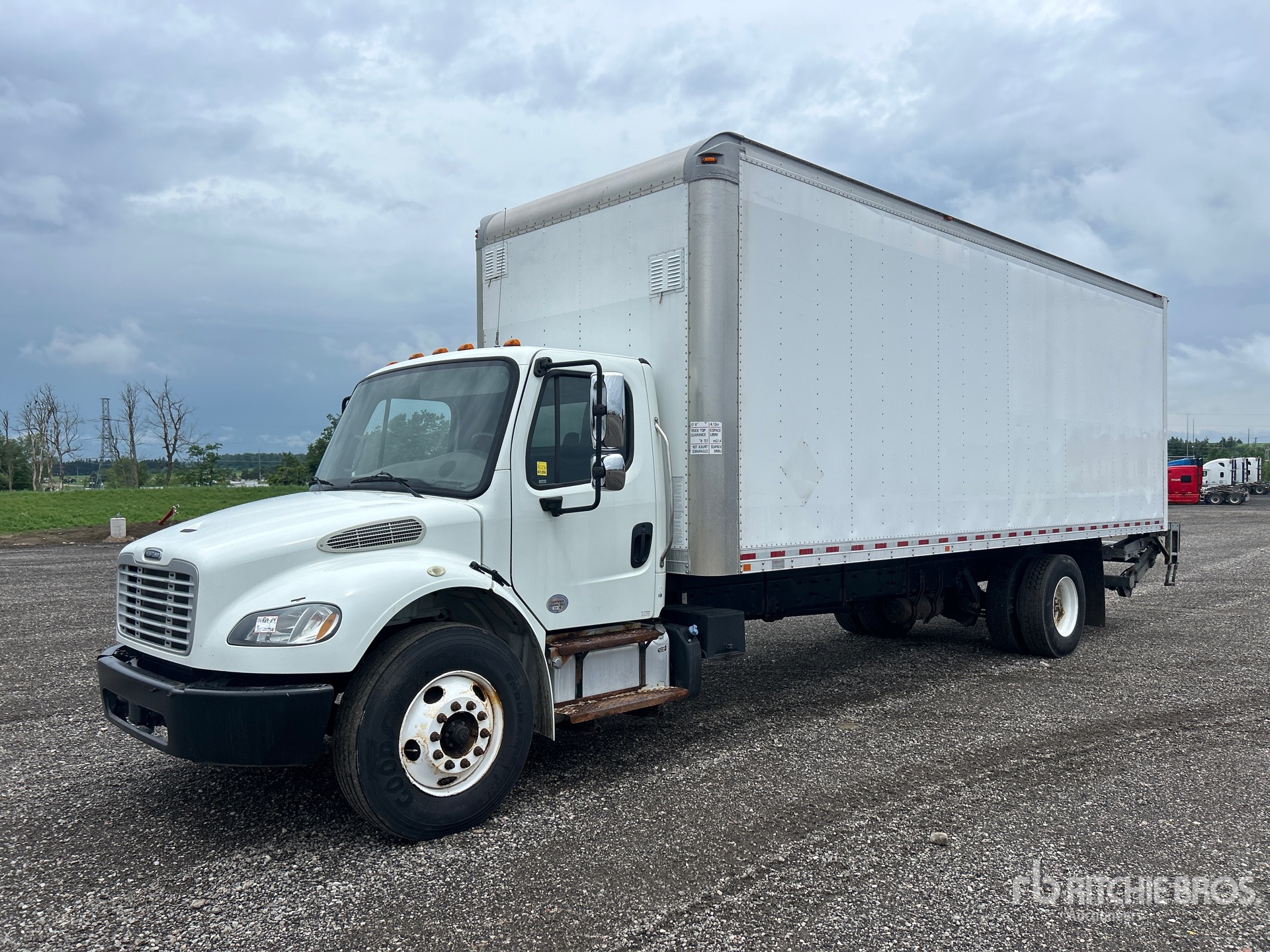 2019 Freightliner M2 106 4x2 Van Truck