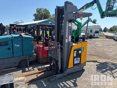Jungheinrich ETR 235A-36V 3500 lb Electric Forklift