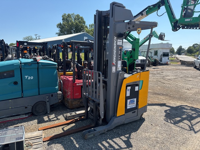Jungheinrich ETR 235A 3500 lb Reach Truck