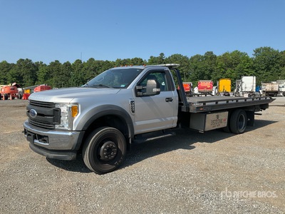 2017 Ford F-600 XL 4x4 Rollback Truck