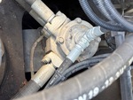 Hydraulics with Hydraulic Center Swivel