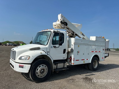 Altec TA40 41 ft on 2006 Freightliner M2 106 4x2 Cable Placer Bucket Truck
