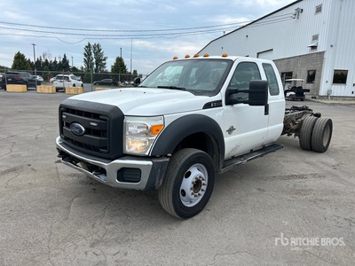 2015 Ford F-550 XL 4x2 Extended Cab Cabina y chasis