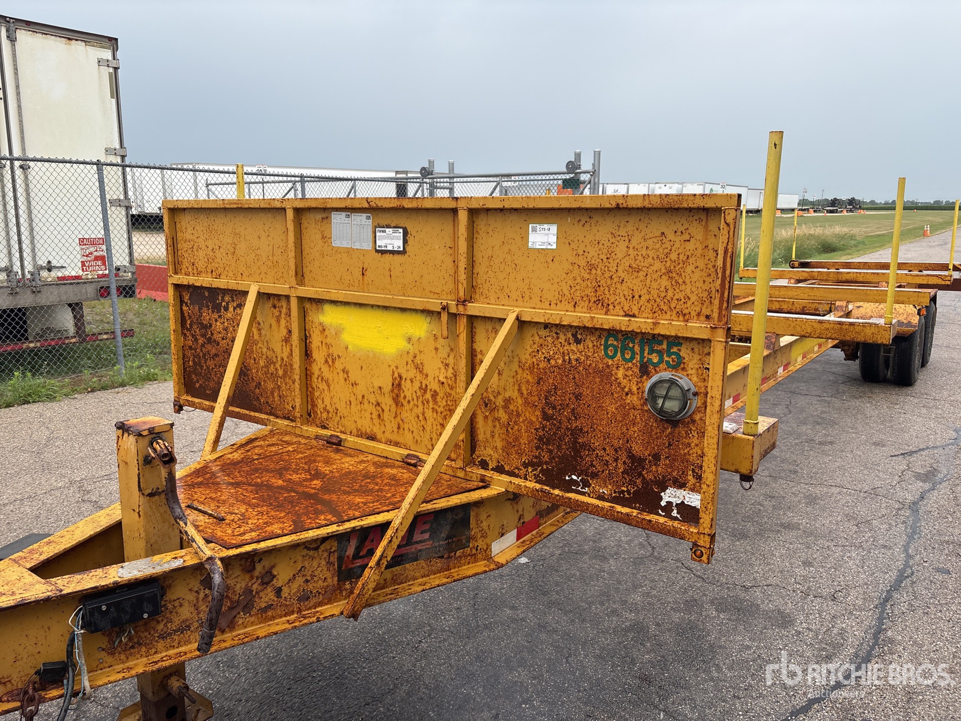 2009 Lane Pole Trailer