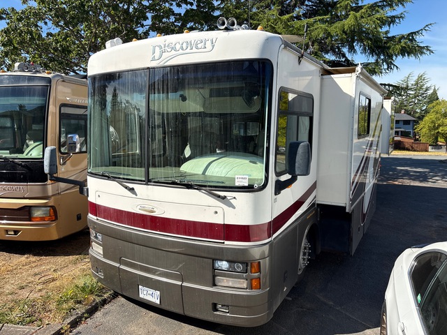 2002 Freightliner Fleetwood Motor Home