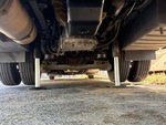 Lado inferior with Leveling Jacks