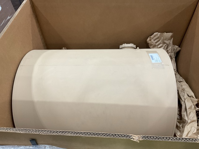 (8) Oshkosh 2096630 Fuel Tanks