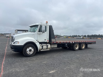 2009 Freightliner Columbia 120 6x4 Equipment Transport Truck