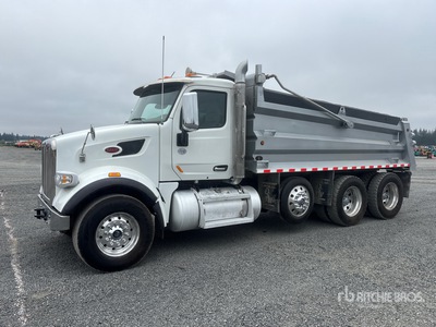 2019 Peterbilt 567 8x4 4-Achs Kipper-Lkw