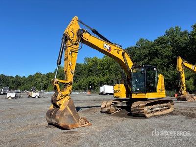 2022 Cat 325 Tracked Excavator