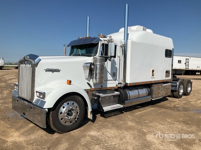 2002 Kenworth W900L 6x4 T/A Sleeper Truck Tractor
