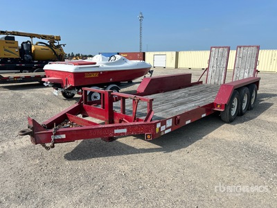 2004 20 ft Tri/A Equipment Trailer