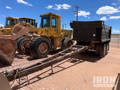2008 Leach International 13 ft T/A Kippwagen