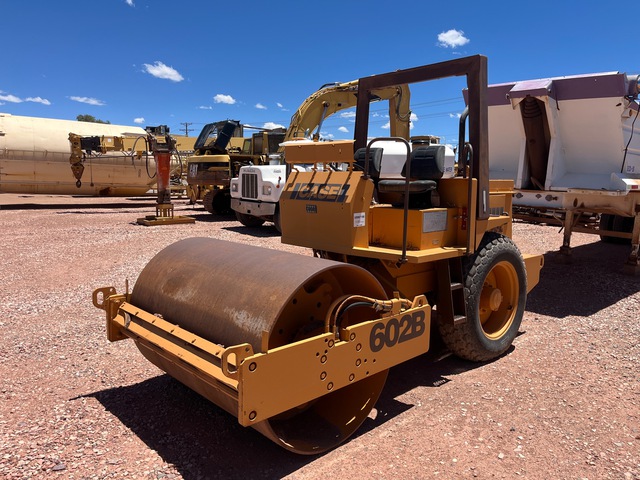 1989 (unverified) Case 602B Smooth Drum Compactor