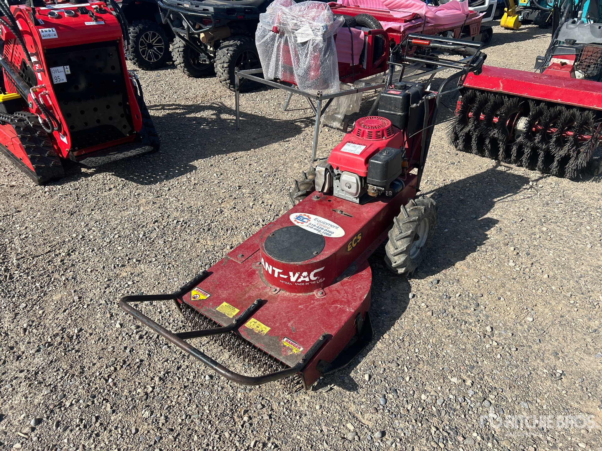 Giant Vac GM2513H 28 in Gasoline Brush Cutter