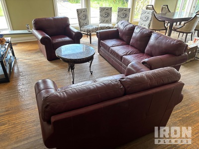 Living Room Furniture & Dining Furniture Divers