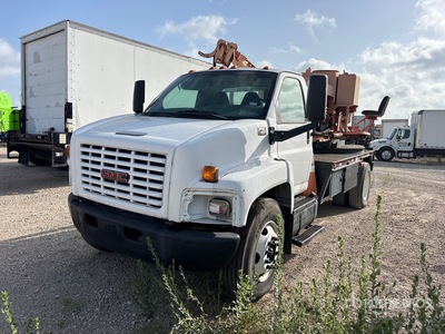2005 GMC C7500 4x2 شاحنة حفارة
