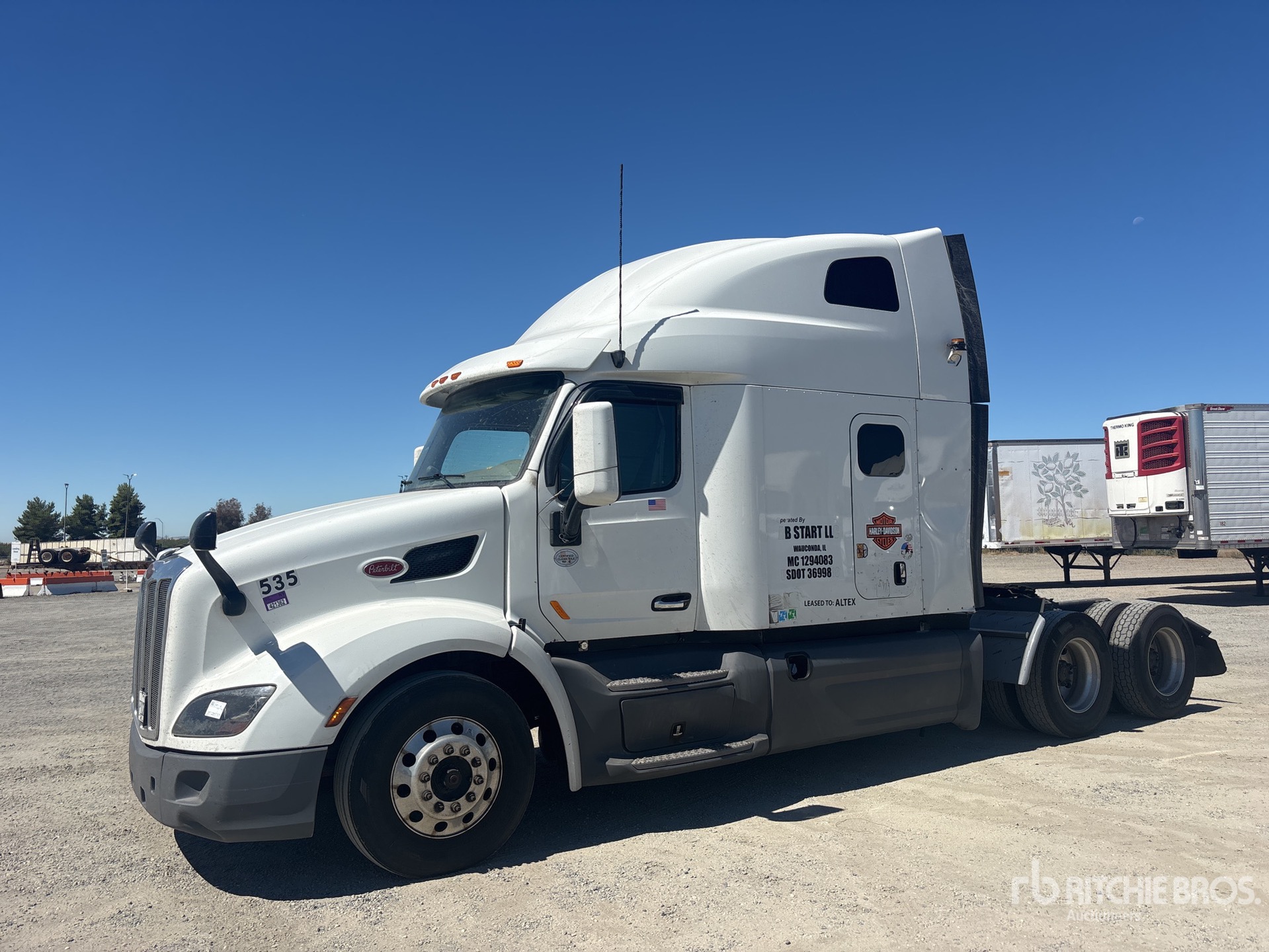 2021 Peterbilt 579 6x4 T/A Sleeper Truck Tractor